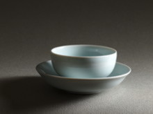 Tazza e piattino in porcellana celadon: Jingedezhen Cina, novembre 2014